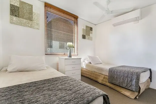 Ev, 2 Yatak Odası (Two Beach House )