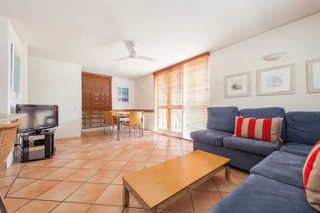 Ev, 2 Yatak Odası (Two Beach House )