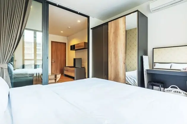 1-Bedroom Condo