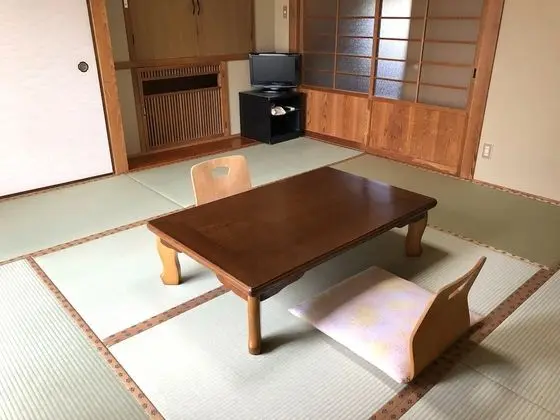 Standard Oda, Sigara İçilmez, Ortak Banyo (Japanese Style Room)