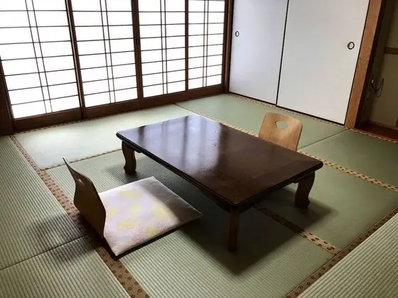 Standard Oda, Sigara İçilmez, Ortak Banyo (Japanese Style Room)