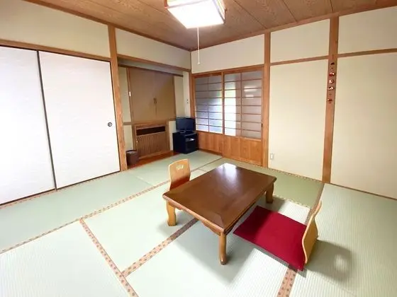 Standard Oda, Sigara İçilmez, Ortak Banyo (Japanese Style Room)