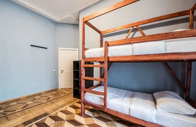 Ortak Ranzalı Oda, Karma Ranzalı Oda, Balkon (1 Bed in 6 Person Dorm)