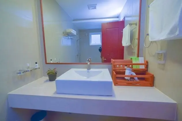 Deluxe Tek Büyük Yataklı Oda, Denize Bakan