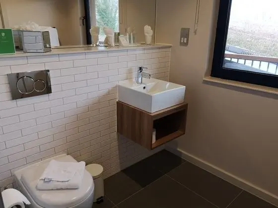 Superior Tek Büyük veya İki Ayrı Yataklı Oda (With Spa access)