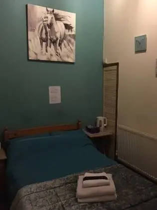 Tek Büyük Yataklı Oda