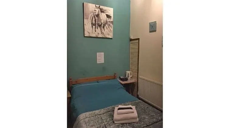 Tek Büyük Yataklı Oda
