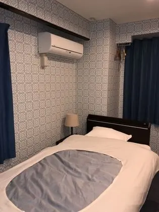 Tek Kişilik Oda, Sigara İçilmez