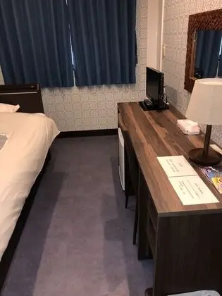 Tek Kişilik Oda, Sigara İçilmez