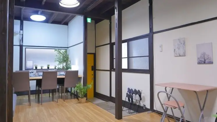 Ev (Hatsudai Japanese House)