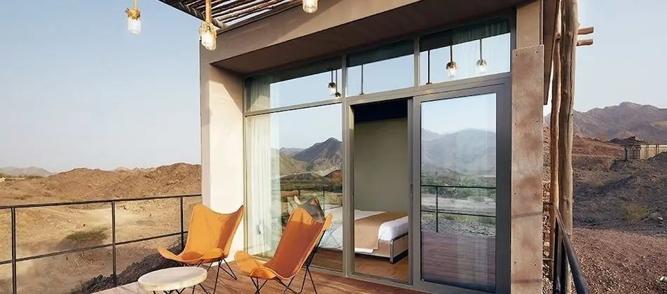 Deluxe Lodge with scenic mountain views & outdoor terrace