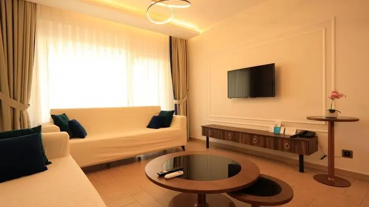 Deluxe Suite ,Dağ Manzaralı,Balkonlu