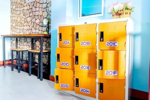 Ortak Ranzalı Oda, Sadece erkekler için