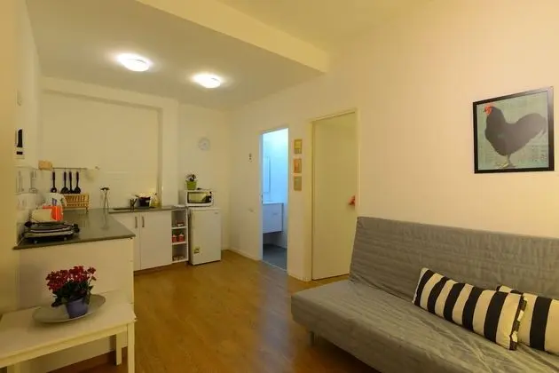 Apart Daire, 1 Yatak Odası (Hatzmaot near the sea)