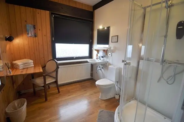 Üç Kişilik Oda, Özel Banyo