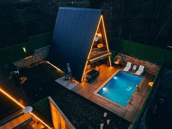 1+1 Bungalov, Isıtmalı Özel Havuzlu