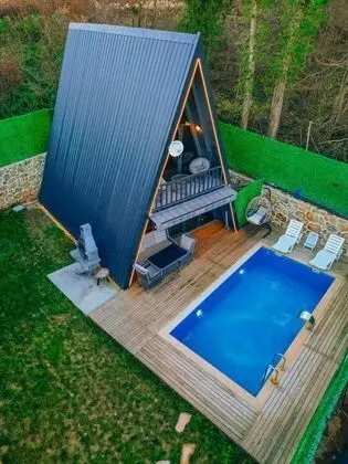 1+1 Bungalov, Isıtmalı Özel Havuzlu