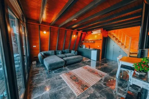 1+1 Bungalov, Isıtmalı Özel Havuzlu