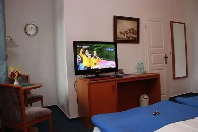Comfort Tek Büyük Yataklı Oda