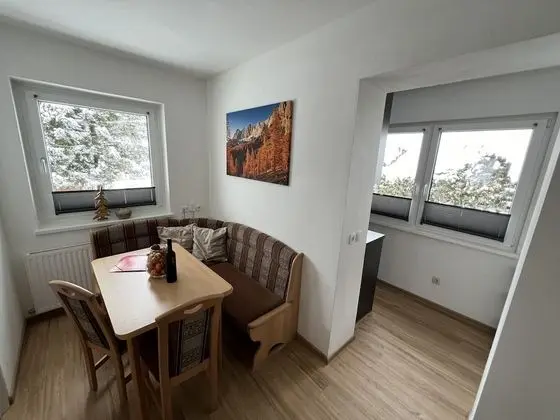 One-Bedroom Apartment Hochwurzen