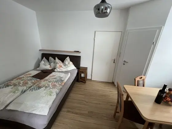 One-Bedroom Apartment Hochwurzen