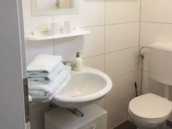 Tek Kişilik Oda, Banyolu/Duşlu