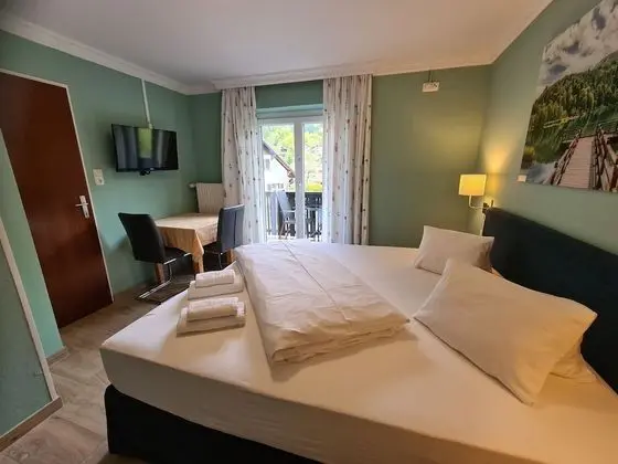 Economy Tek Büyük Yataklı Oda, Balkon, Dağ Manzaralı