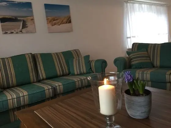 Comfort Apart Daire, 1 Yatak Odası, Teras, Bahçeli (zuzüglich Endreinigung 69,00 EUR)
