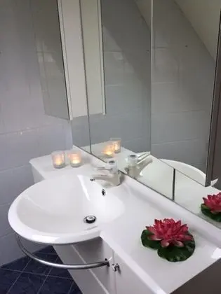 Comfort Apart Daire, 4 Yatak Odası, Teras, Bahçeli (zuzüglich Endreinigung 99,00 EUR)