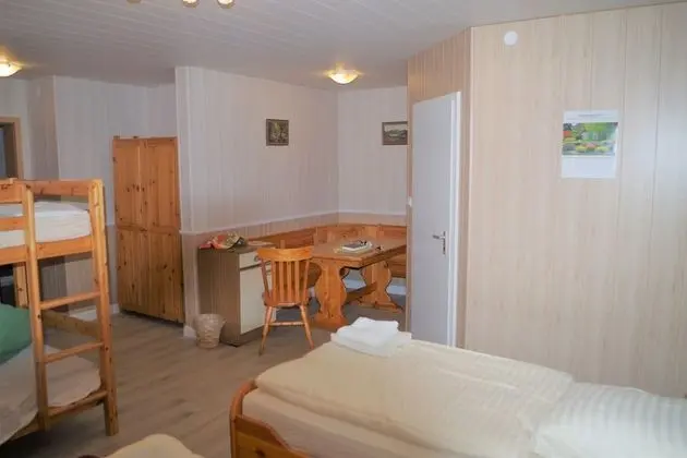 Family Oda (George Müller)