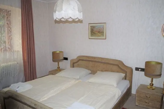 Tek Büyük Yataklı Oda (Hudson Taylor)