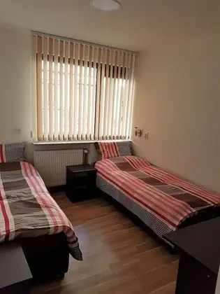 Economy Tek Büyük Yataklı Oda