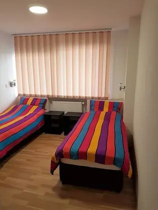 Economy Tek Büyük Yataklı Oda