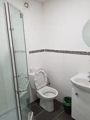 Economy Tek Büyük Yataklı Oda