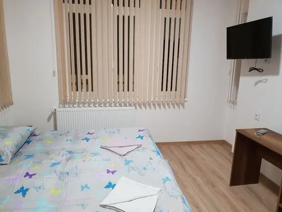 Basic Tek Büyük veya İki Ayrı Yataklı Oda