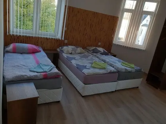 Basic Üç Kişilik Oda