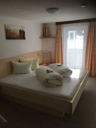 Tek Büyük Yataklı Oda, Balkon