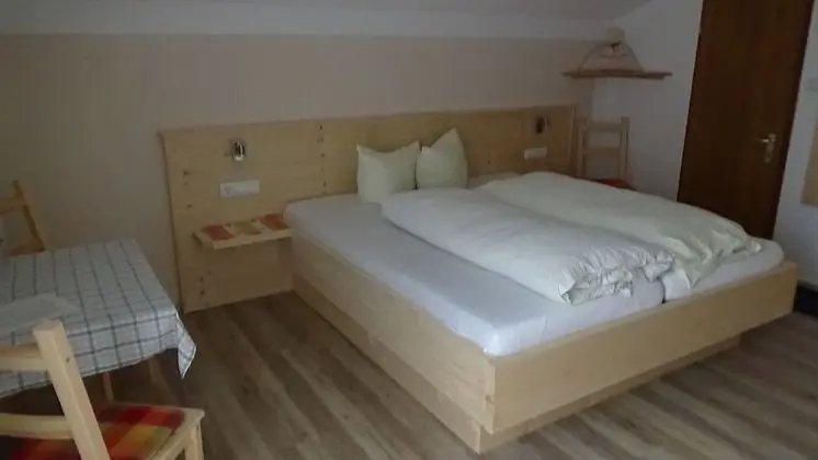 Tek Büyük Yataklı Oda, Balkon