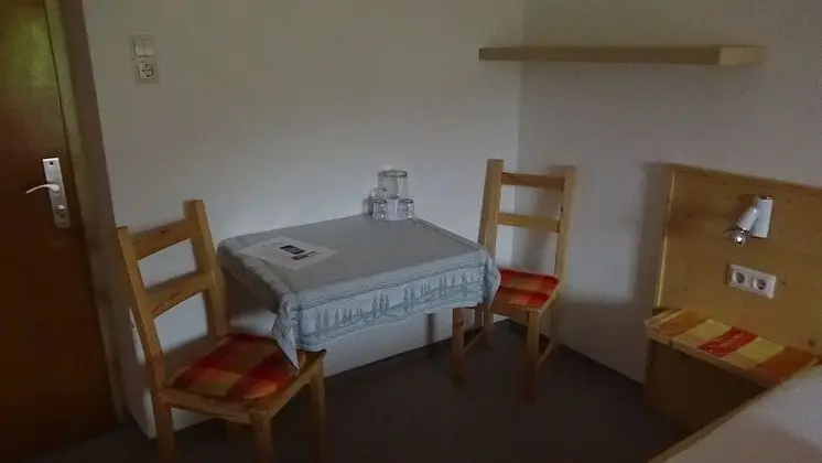 Tek Büyük Yataklı Oda, Balkon