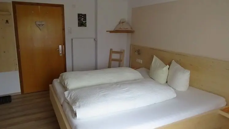 Tek Büyük Yataklı Oda, Balkon