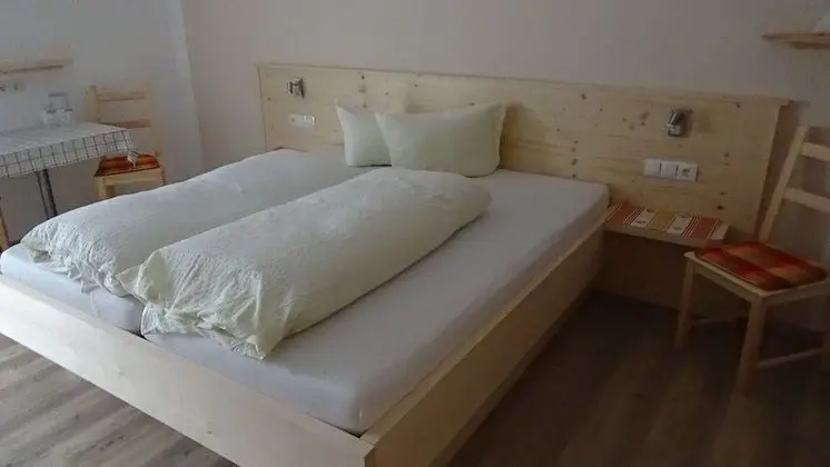 Tek Büyük Yataklı Oda, Balkon