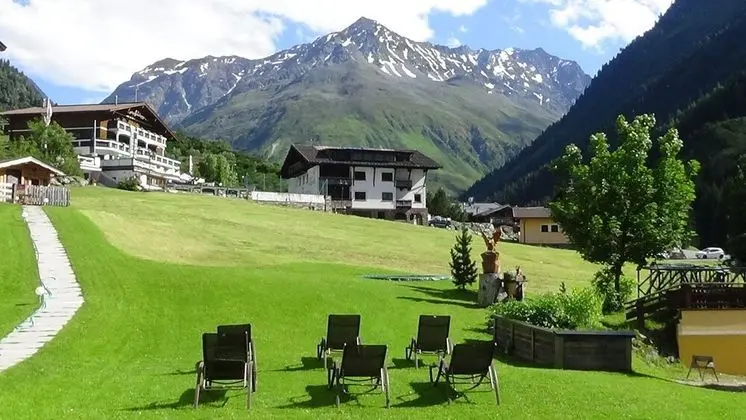Tek Büyük Yataklı Oda, Balkon