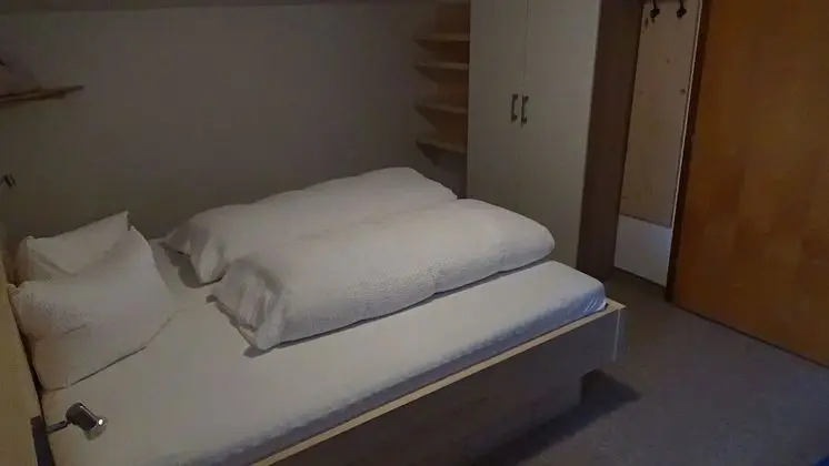 Üç Kişilik Oda, Balkon