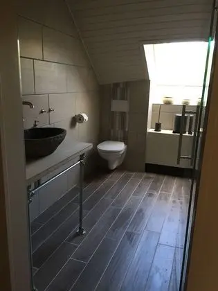 Deluxe Tek Büyük Yataklı Oda (De Robijn Kamer)