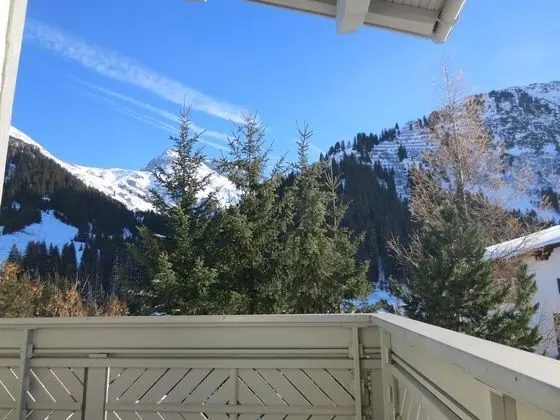 Comfort Tek Büyük Yataklı Oda, Balkon, Dağ Manzaralı