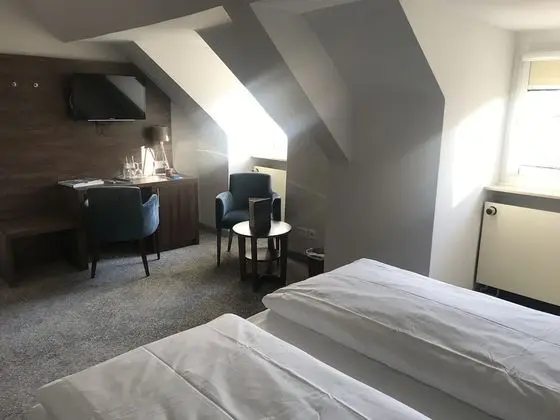 Comfort Tek Büyük Yataklı Oda, 1 Büyük (Queen) Boy Yatak, Sigara İçilmez, Göl Manzaralı