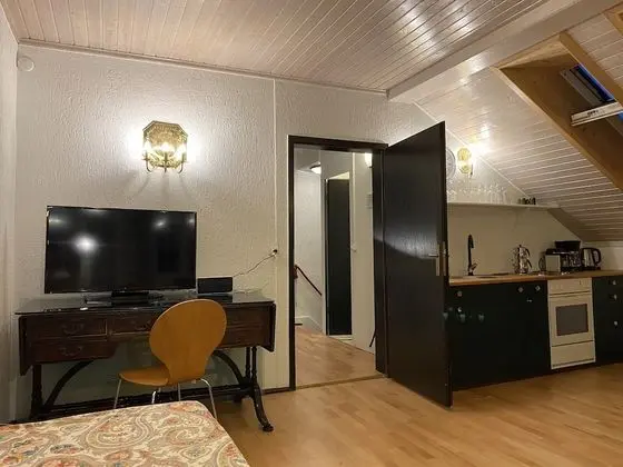 Apart Daire, Veranda (Artur)