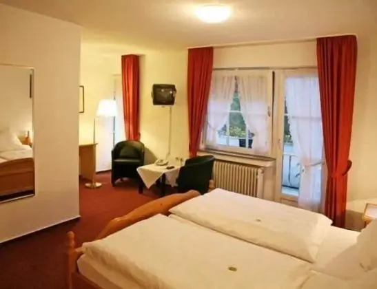 Deluxe Tek Büyük veya İki Ayrı Yataklı Oda