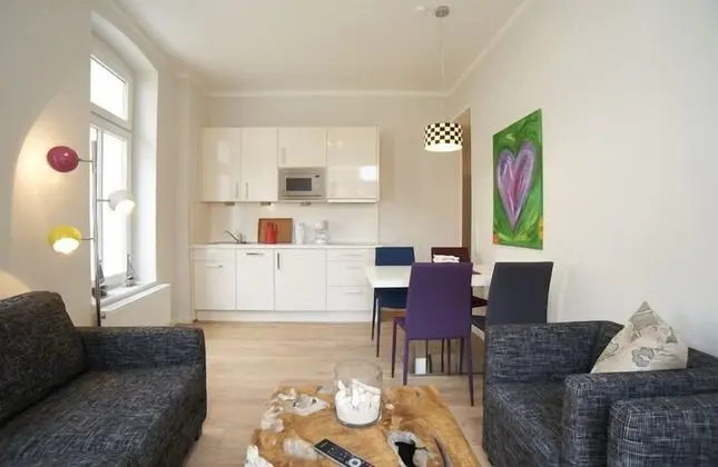 Apart Daire, 1 Yatak Odası, Balkon, Zemin Kat