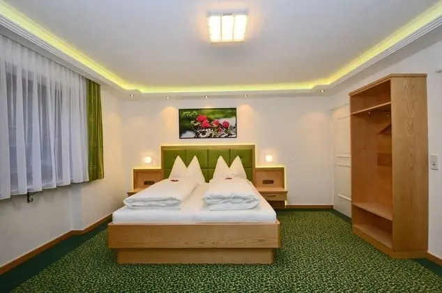 Tek Büyük Yataklı Oda